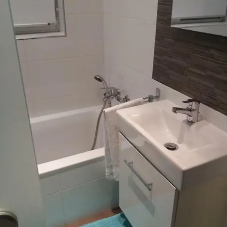 홈스테이 St. Julians Saint Julian's